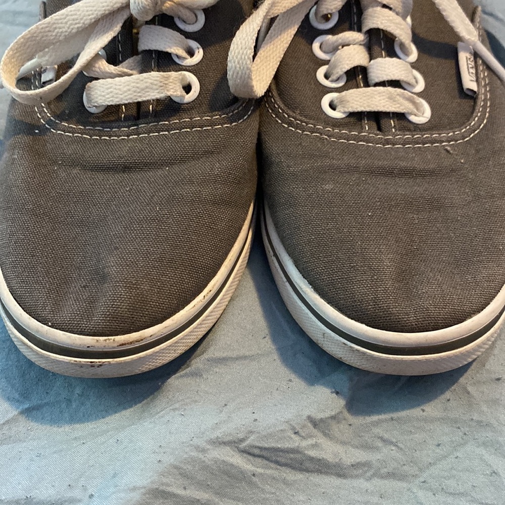 Vans - Picture 4 of 4